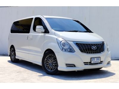HYUNDAI NEW H1 2.5 DELUXE LIMITED ll. AT ปี 2017 รูปที่ 2
